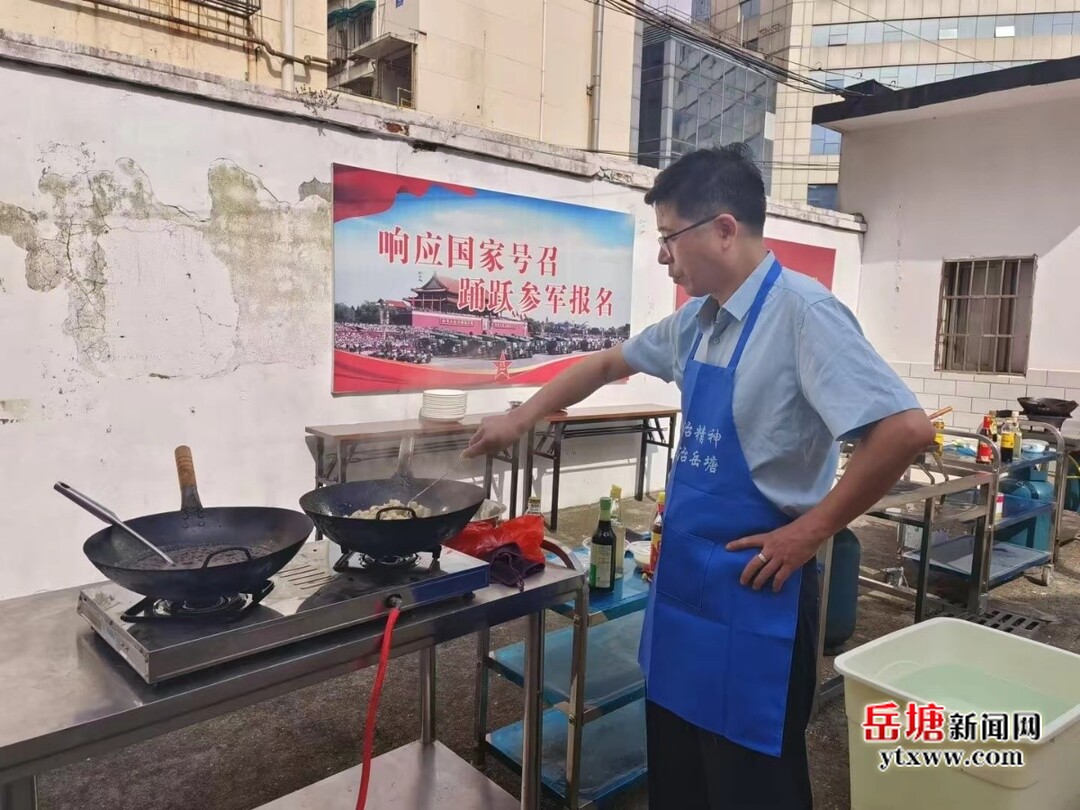 建設(shè)路街道舉辦第一屆“君子蓮美食節(jié)”暨“我在新時(shí)代文明實(shí)踐所過(guò)端午”活動(dòng)