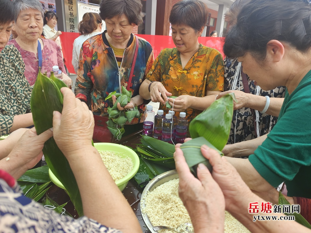 新塘社區(qū)：“圈”出社區(qū)養(yǎng)老的“家”溫暖