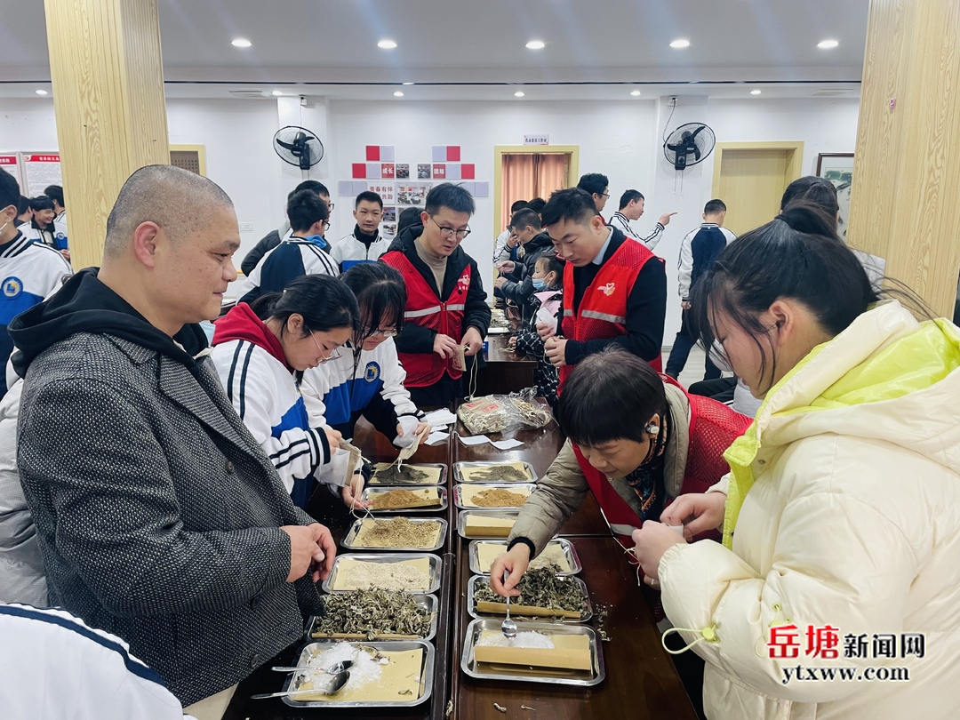 金蛇迎福闹新春•湘潭⑯丨岳塘区新时代文明实践阵地年味浓