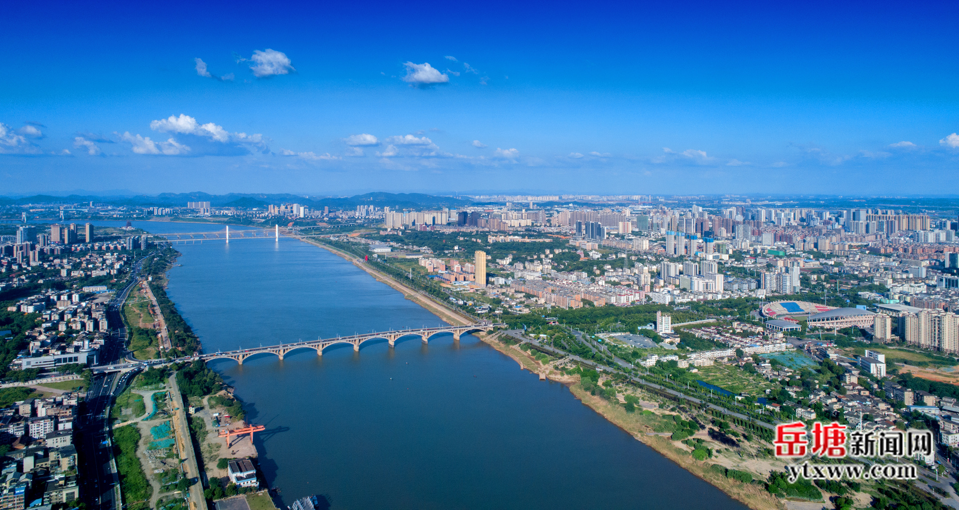 岳塘區(qū)落實(shí)“河長(zhǎng)制” 打造美麗幸福河湖