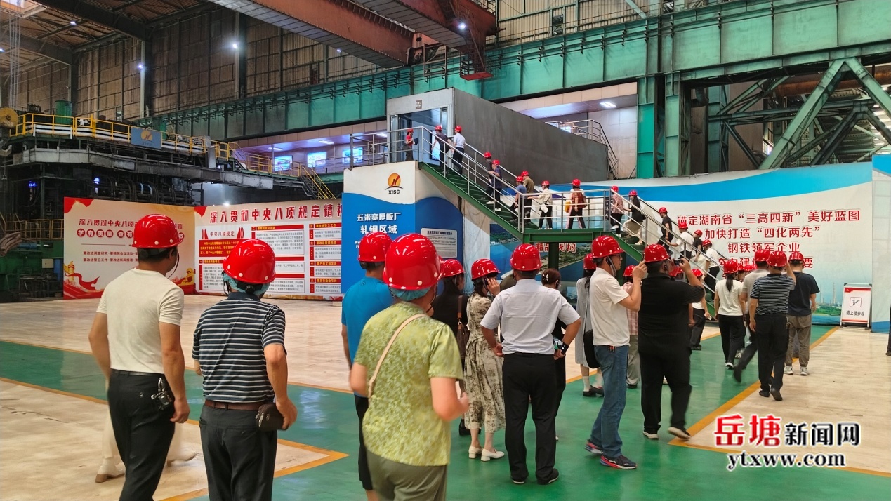 昭山鎮(zhèn)路口社區(qū)攜手聯(lián)點共建單位開展黨建聯(lián)建活動