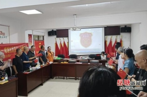 曉塘社區(qū)：軍民同樂迎“八一”