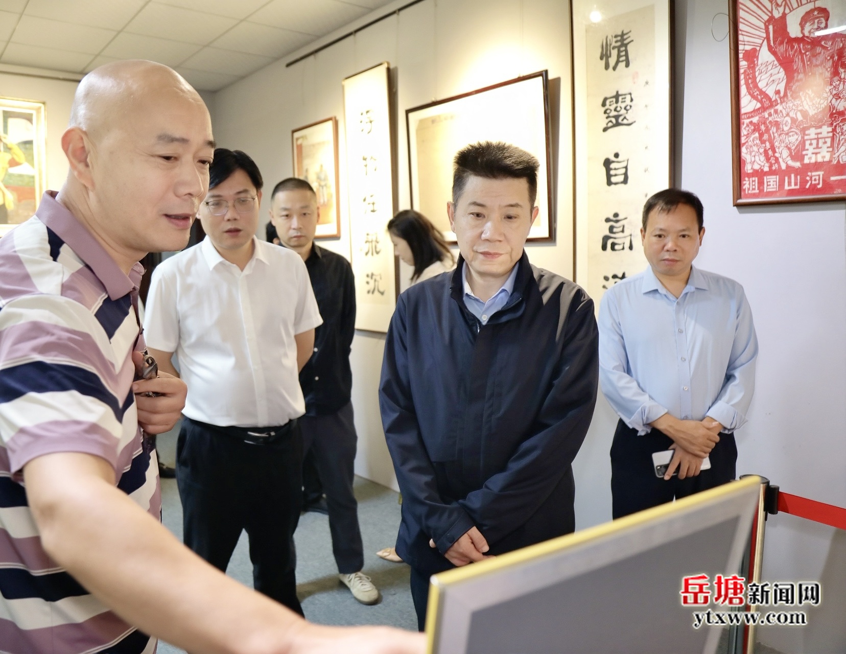 曾志君調(diào)研湘潭市民間博物館工作