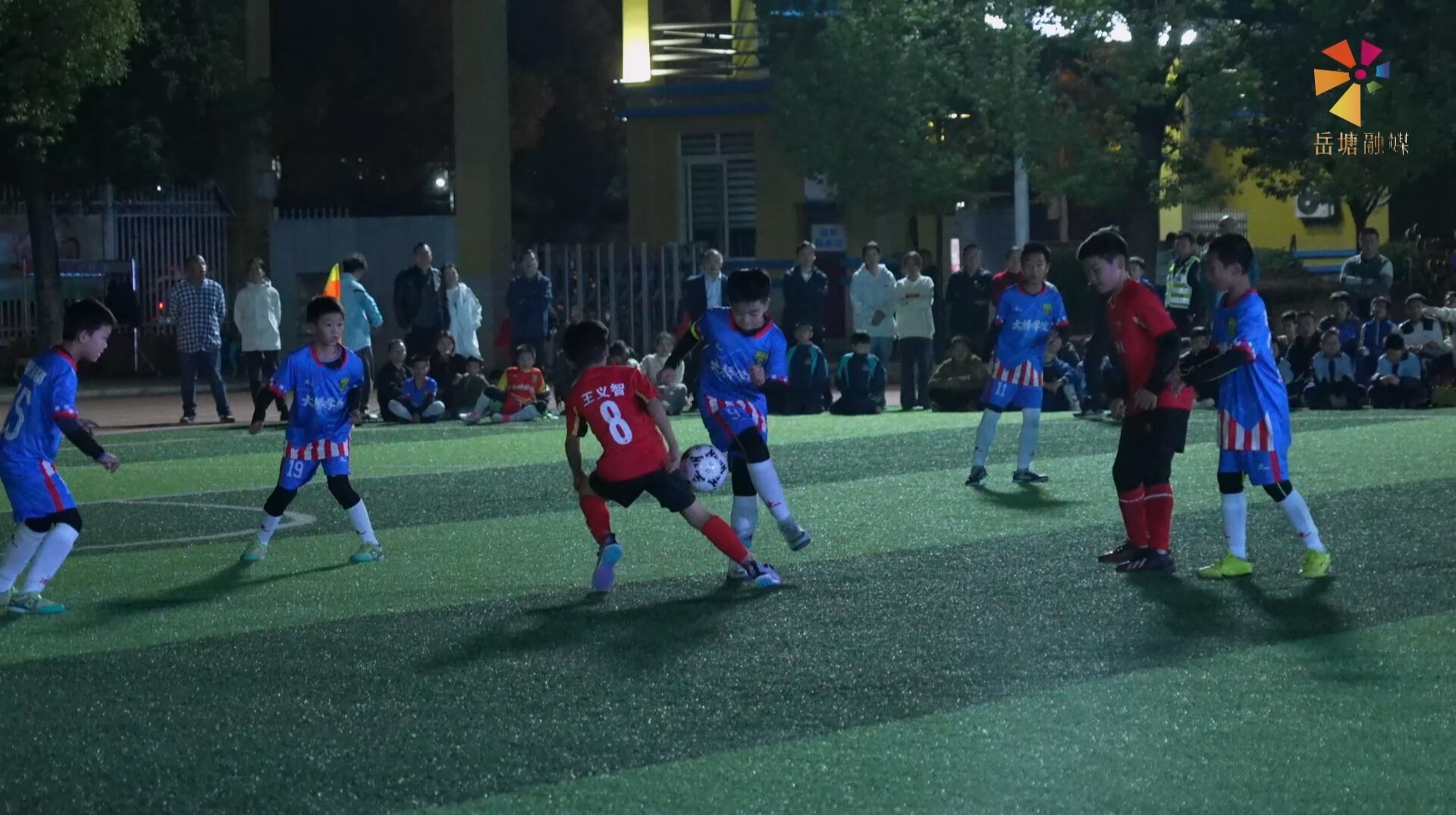 綠茵逐夢·超“岳”自我！2025“迅達杯”岳塘區(qū)青少年足球聯(lián)賽開幕