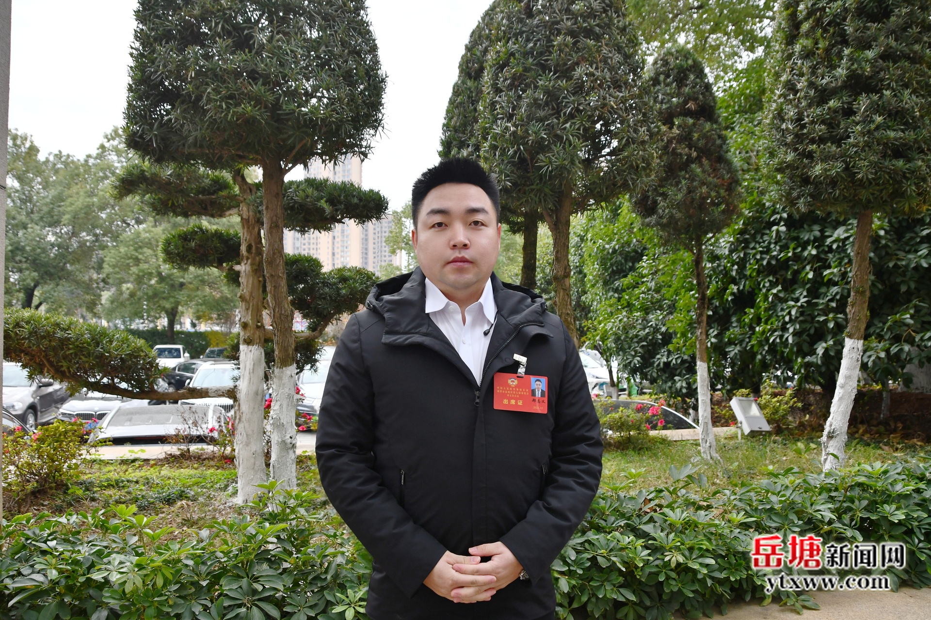 兩會進行時〡區(qū)政協(xié)委員鄭志義：推動跨境電商發(fā)展 共繪“數(shù)字岳塘”新藍圖