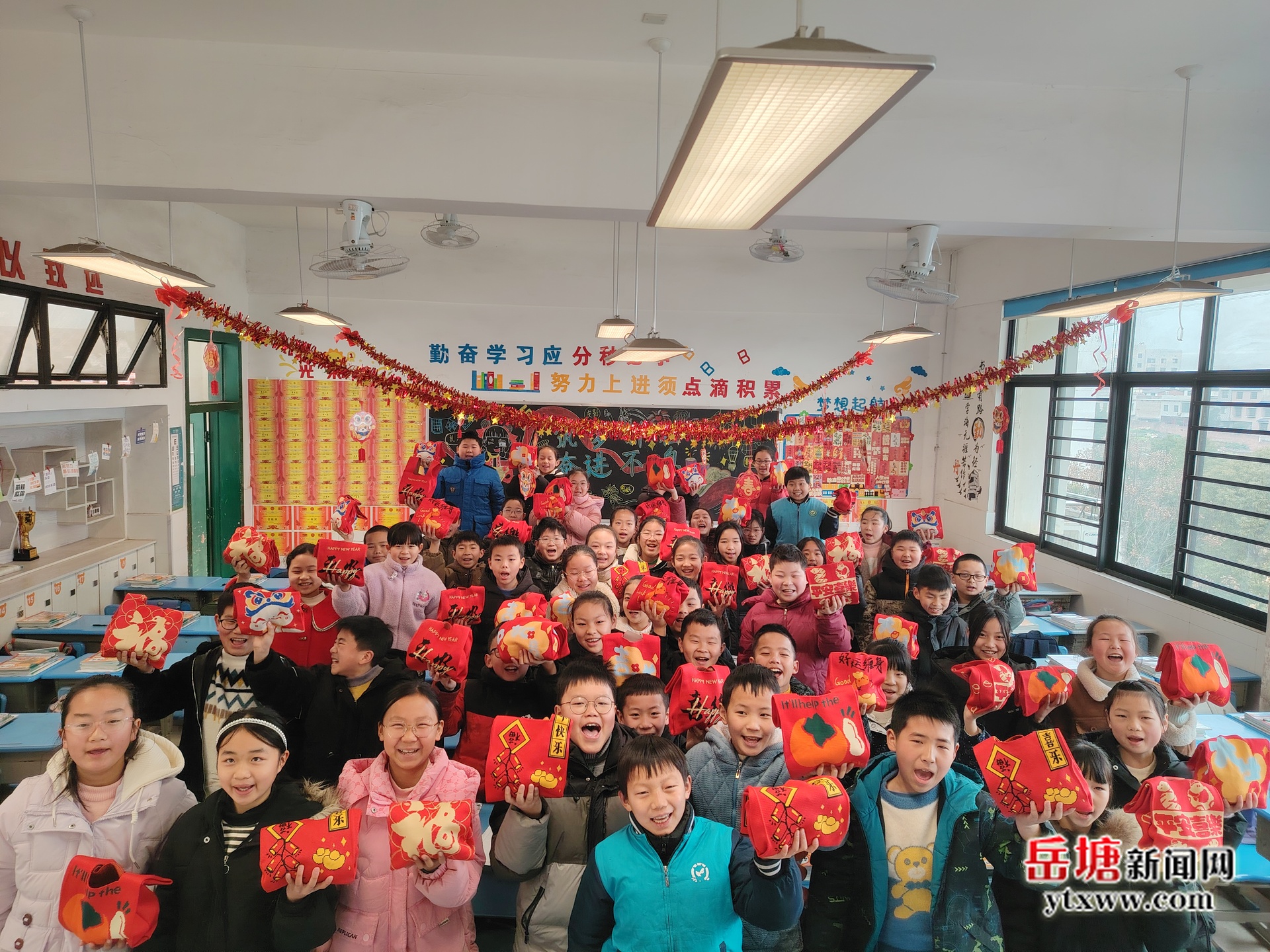 岳塘区：优教惠民暖人心 五育并举结硕果