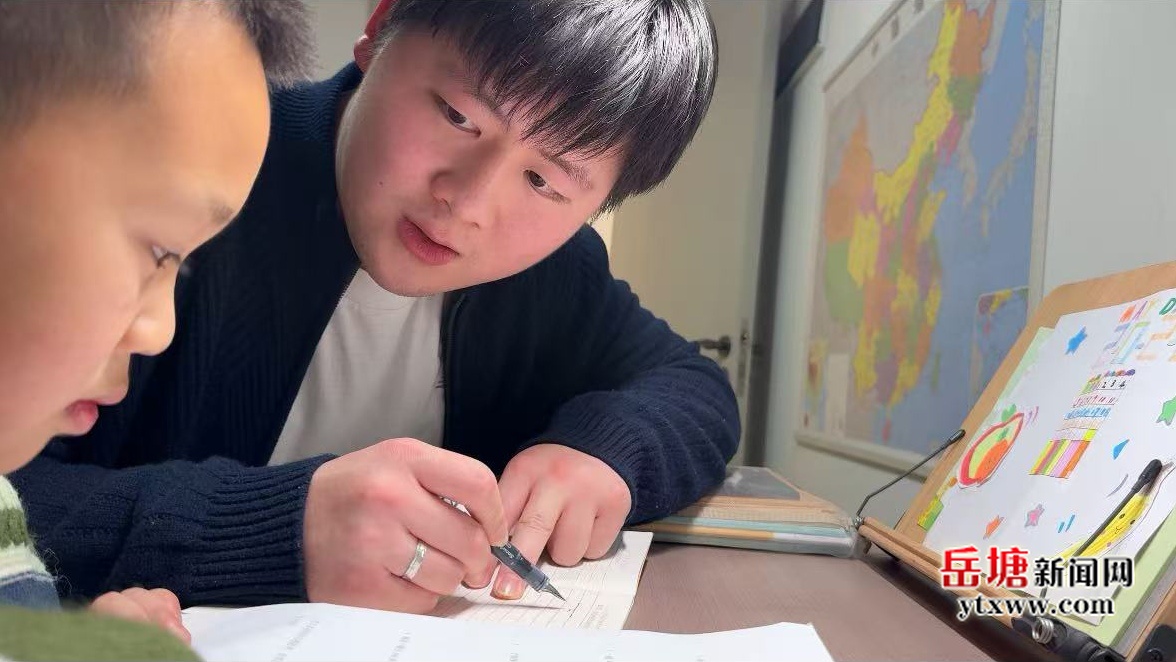 大學(xué)生創(chuàng)業(yè)者劉兆邦：做懂孩子的“大朋友” 用陪伴破解雙職工家庭難題