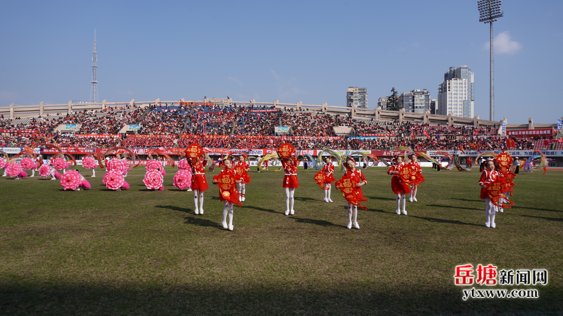 岳塘區(qū)隊(duì)?wèi)?zhàn)勝雨湖區(qū)隊(duì) 奪得湘潭“賀歲杯”冠軍