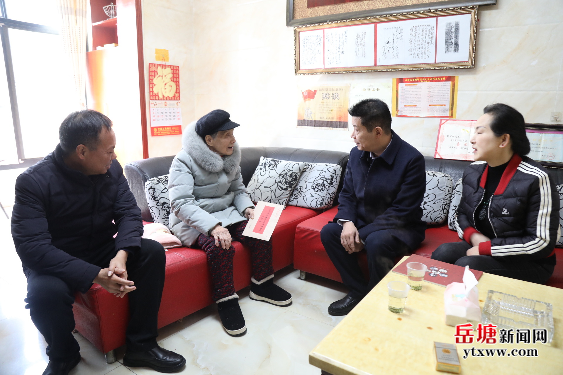 曾志君開展春節(jié)走訪慰問