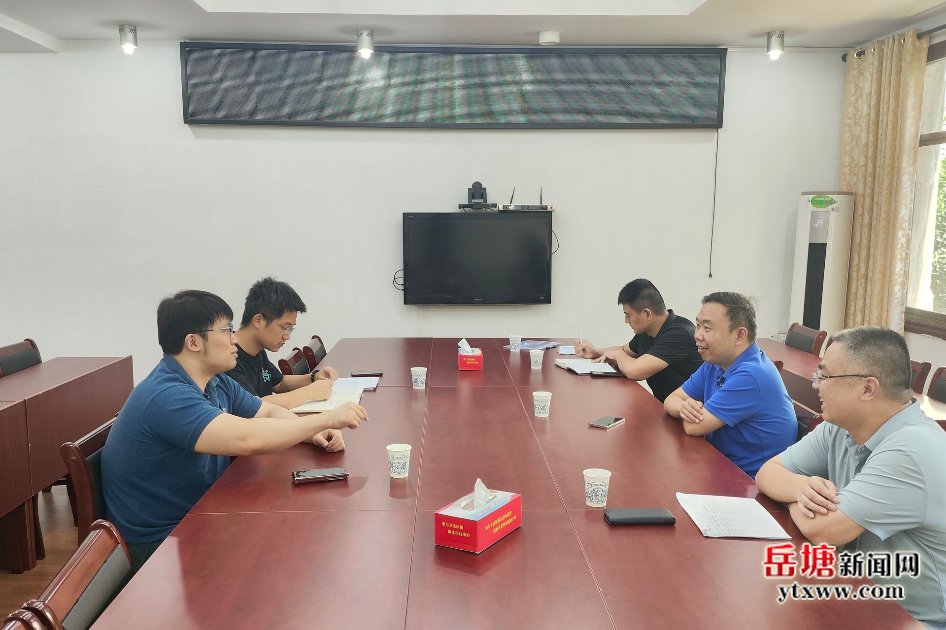 岳塘區(qū)發(fā)改局：落實(shí)落細(xì)“八抓”行動(dòng) 以實(shí)干實(shí)績(jī)答好發(fā)展答卷