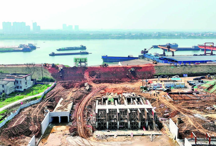 【湘潭日報】霞城片區(qū)排澇能力提升工程完成超八成