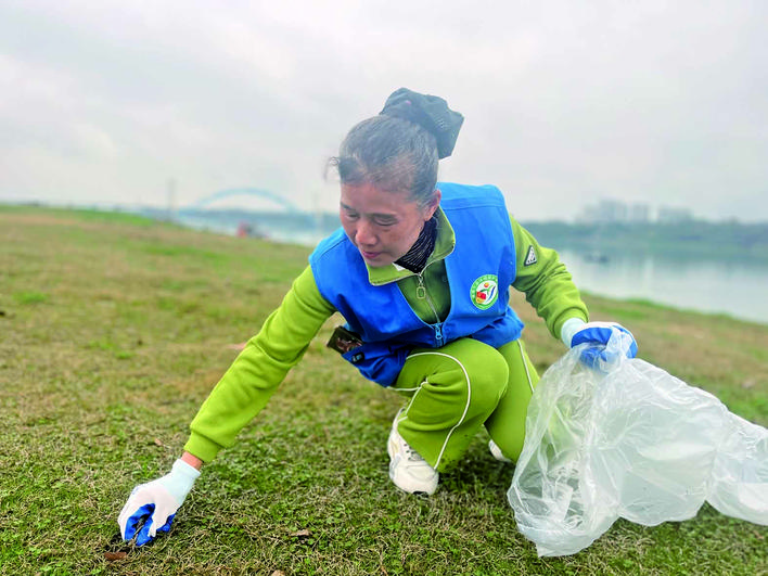 【湘潭日報】龍新華的“責任田”