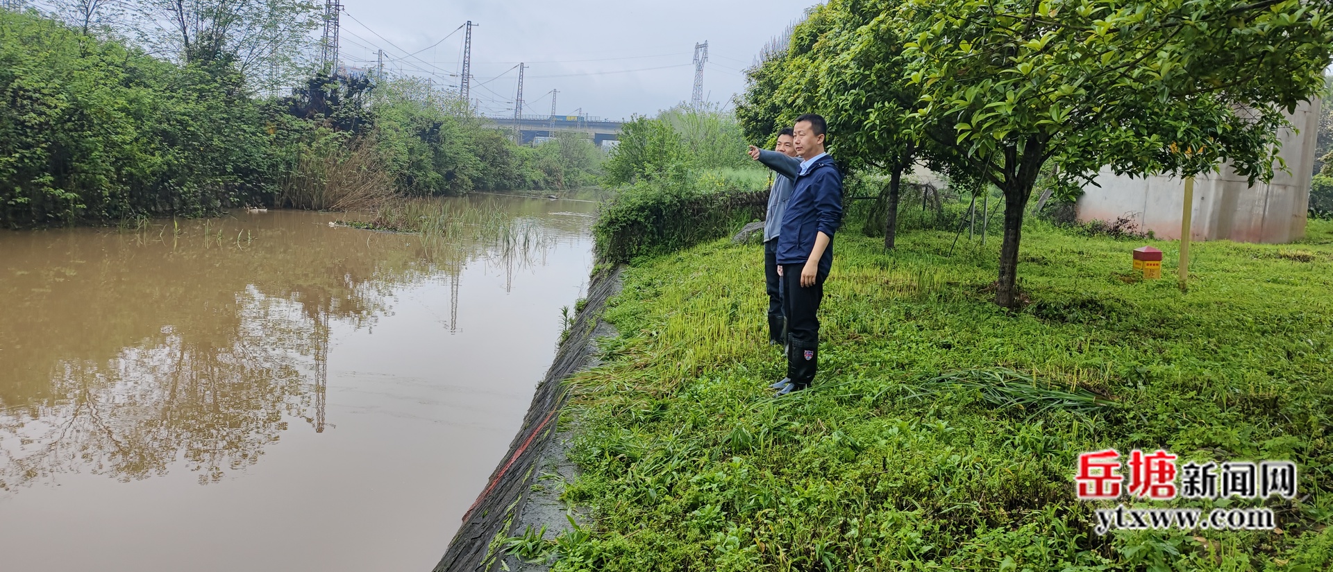 岳塘区：打好防汛主动仗