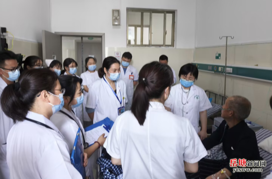 科技赋能健康 省级专家下沉基层——2026年湖南省“科技潇湘行”（岳塘）健康科普下基层专项活动举行