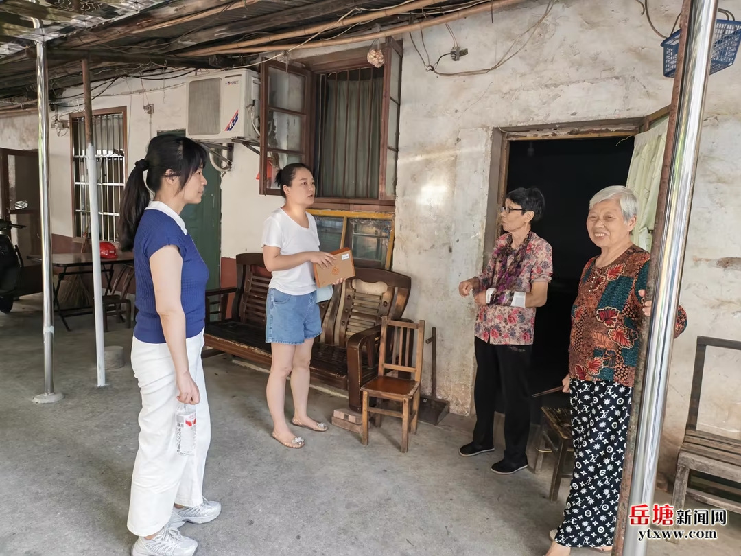 岳塘区闻令而动防范台风“红霞” 已安全转移群众285人