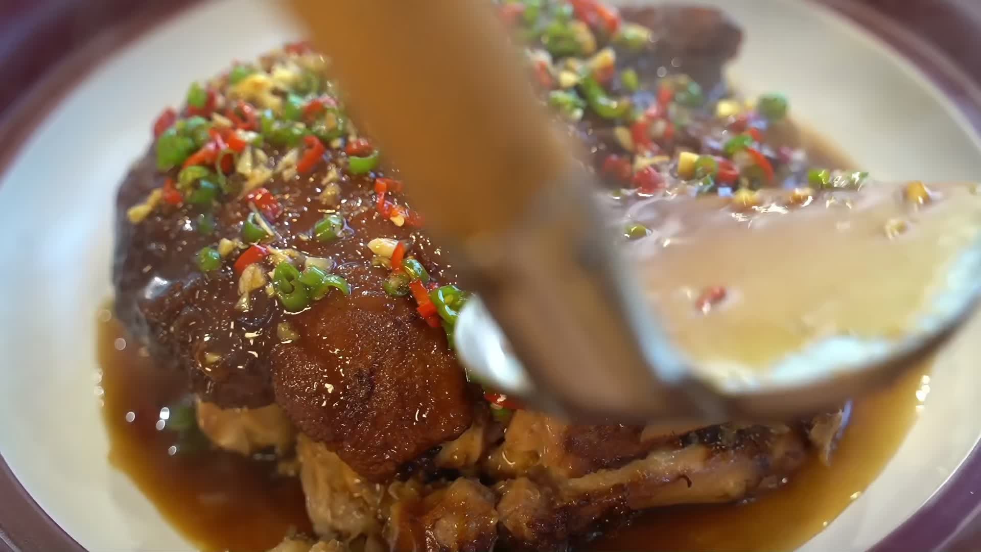 吃在湘潭 有味岳塘丨奇珍阁：43 年扎根易家湾 用好食材 做良心菜