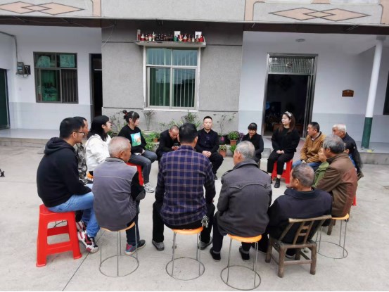 喜迎黨代會 昭山鎮(zhèn)紅旗村廣泛開展省黨代會建言獻策活動
