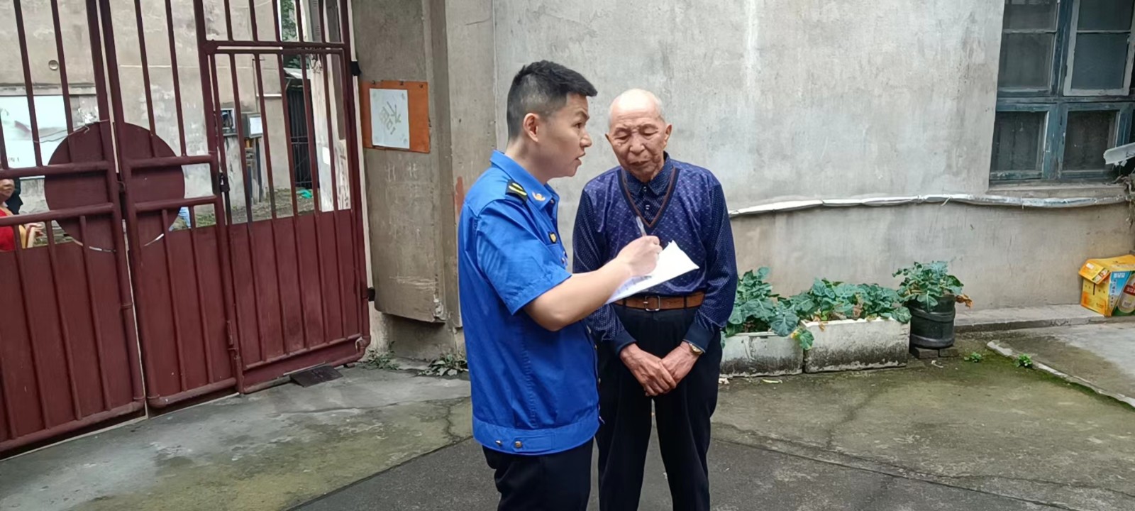 書院路街道深入開展既有房屋安全隱患排查整治行動(dòng)