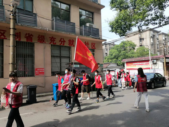 助力“深文” 泗神廟社區(qū)青少年志愿者在行動