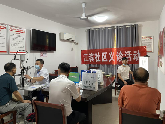 江濱社區(qū)開展關愛退役軍人義診活動