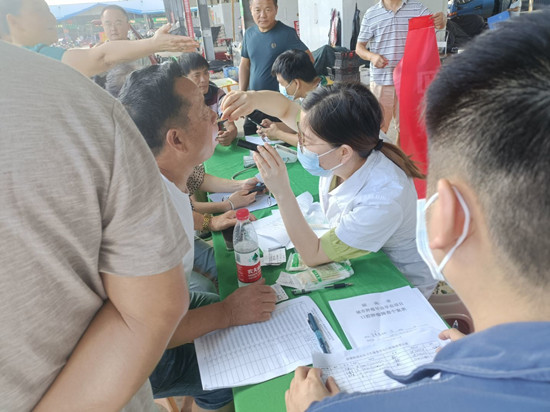 荷塘街道社區(qū)衛(wèi)生服務中心開展“全國愛牙日”口腔疾病篩查活動