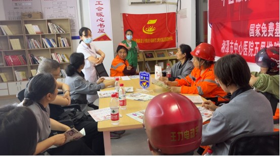 五里堆社區(qū) “紅色驛站”助推“美好小區(qū)·幸福家園”建設(shè)