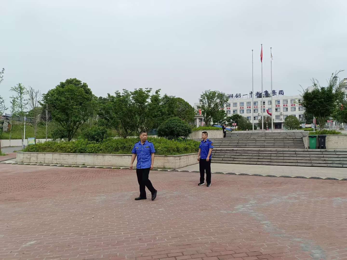 書院路街道：凈化考點(diǎn)周邊環(huán)境 全力以赴為學(xué)子保駕護(hù)航