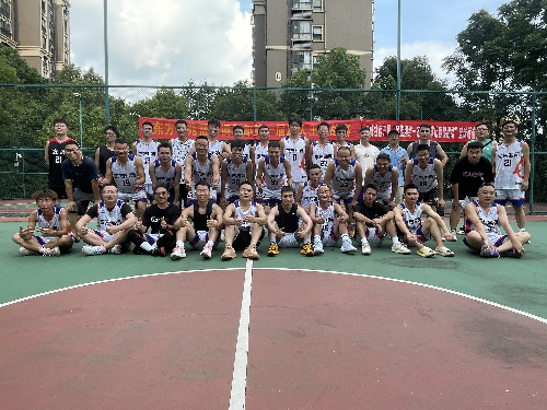 云峰社区开展“民族团结一家亲 篮球比赛促团结”邻里篮球联谊赛