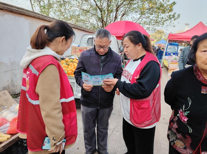 昭山鎮(zhèn)新民村：黨建引領促發(fā)展 守護百姓“錢袋子”