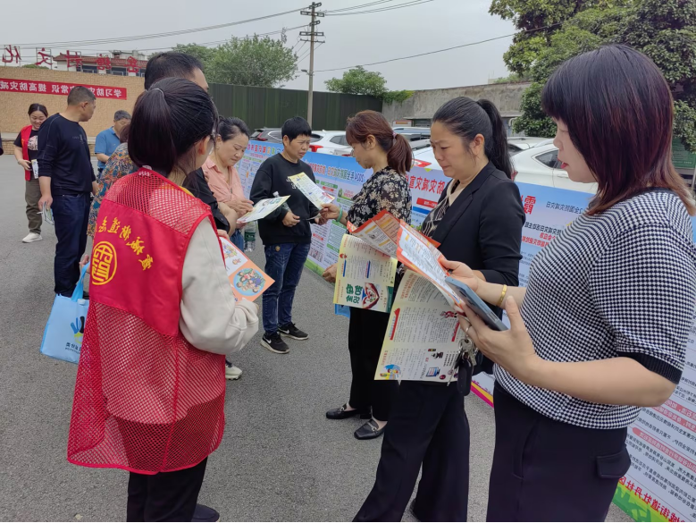 霞城街道开展全国防灾减灾周宣传教育活动