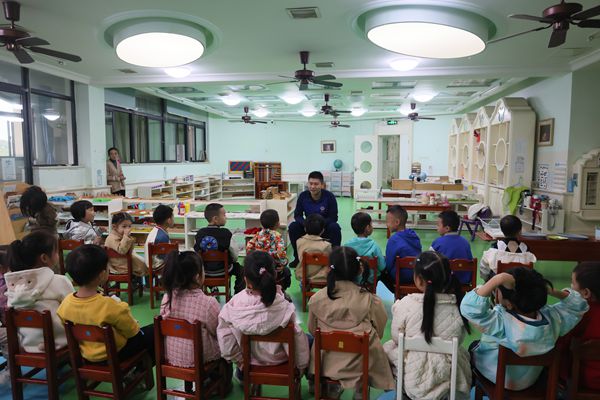 岳塘消防大隊消防宣傳“小課堂”走進幼兒園