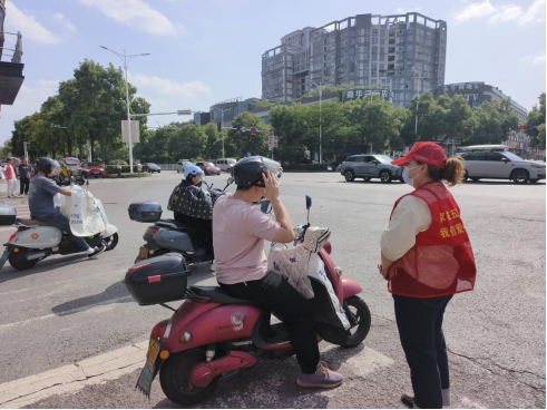 板塘社區(qū)：文明交通護(hù)銀齡 多方聯(lián)動(dòng)筑平安