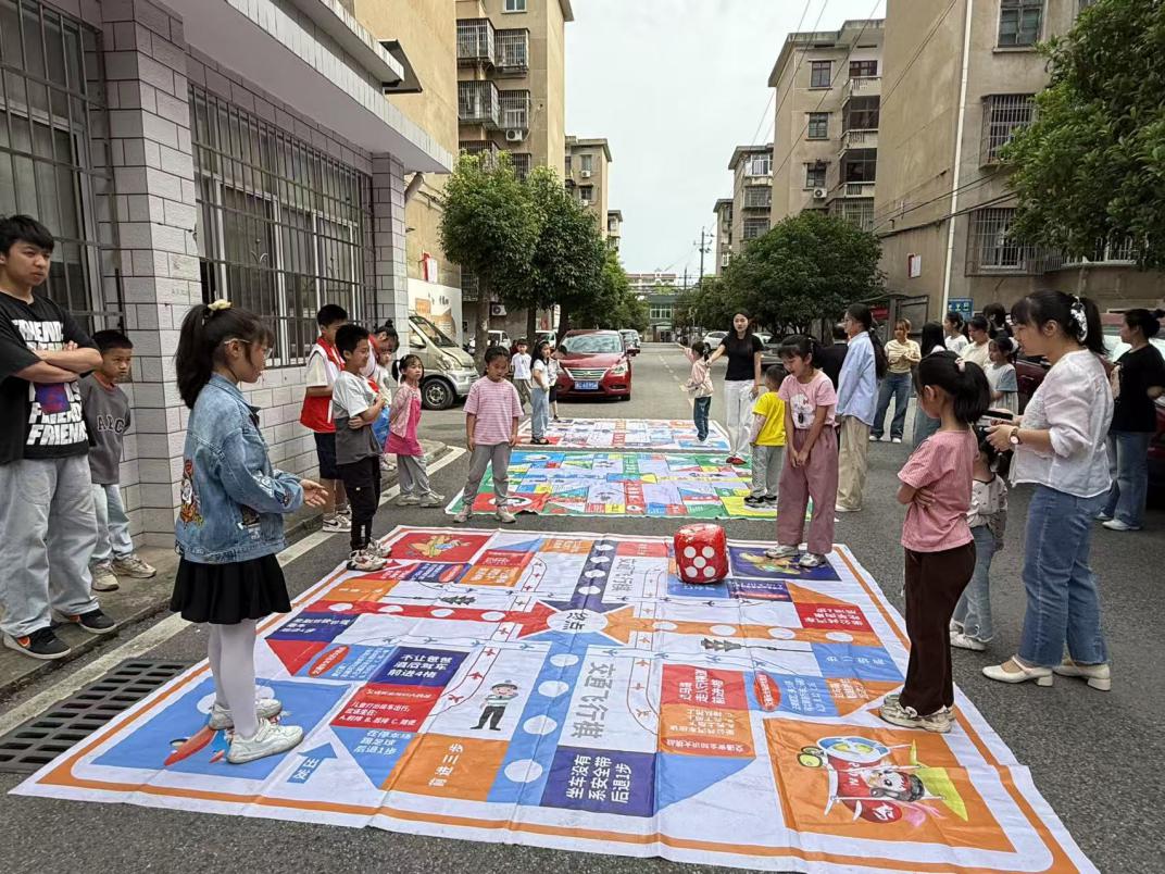 社區(qū)青春行動丨鐵園社區(qū)開展“安全科普·平安‘童’行”主題活動