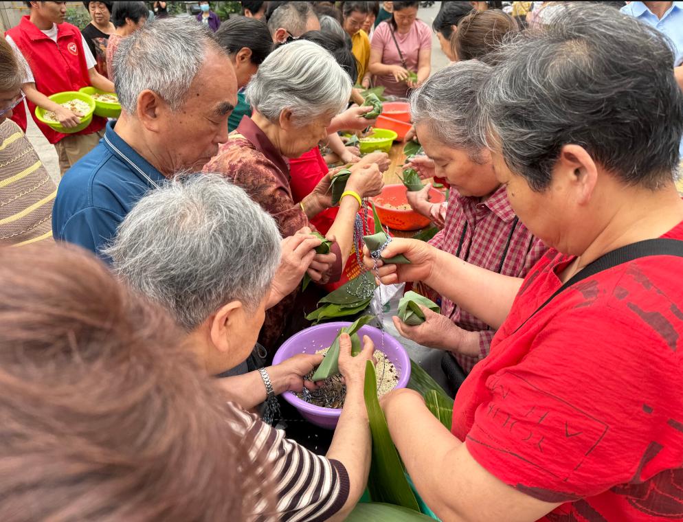 禾花塘社區(qū)開(kāi)展第三屆鄰里節(jié)暨端午節(jié)主題活動(dòng)