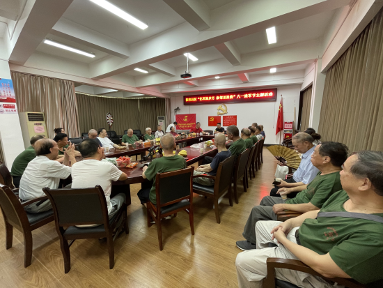 陽光社區(qū)舉辦“憶軍旅歲月，敘鄰里溫情”主題活動(dòng)