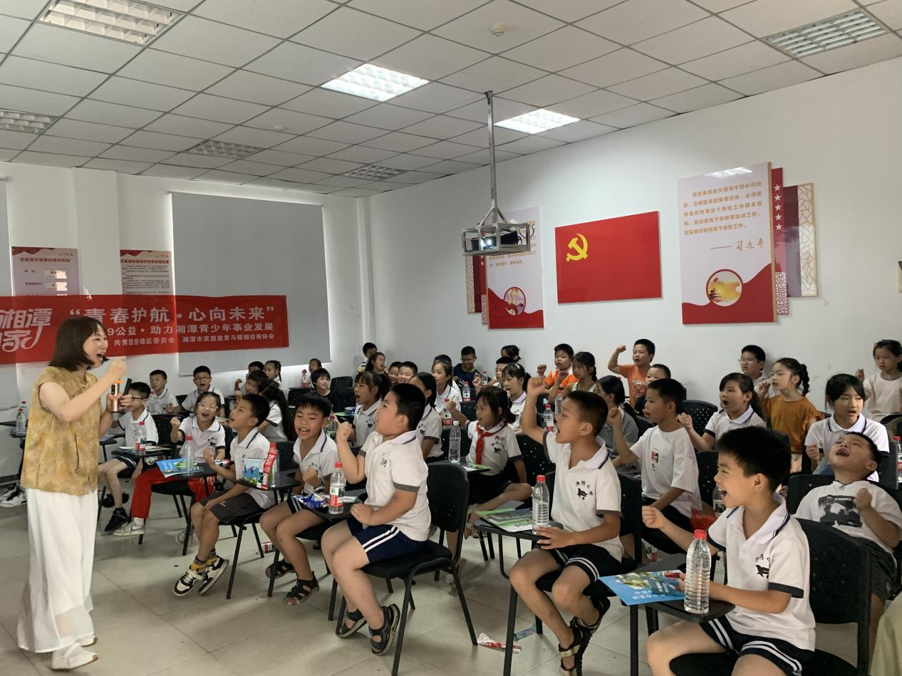 学卫社区：以信心之力点亮青少年成长路