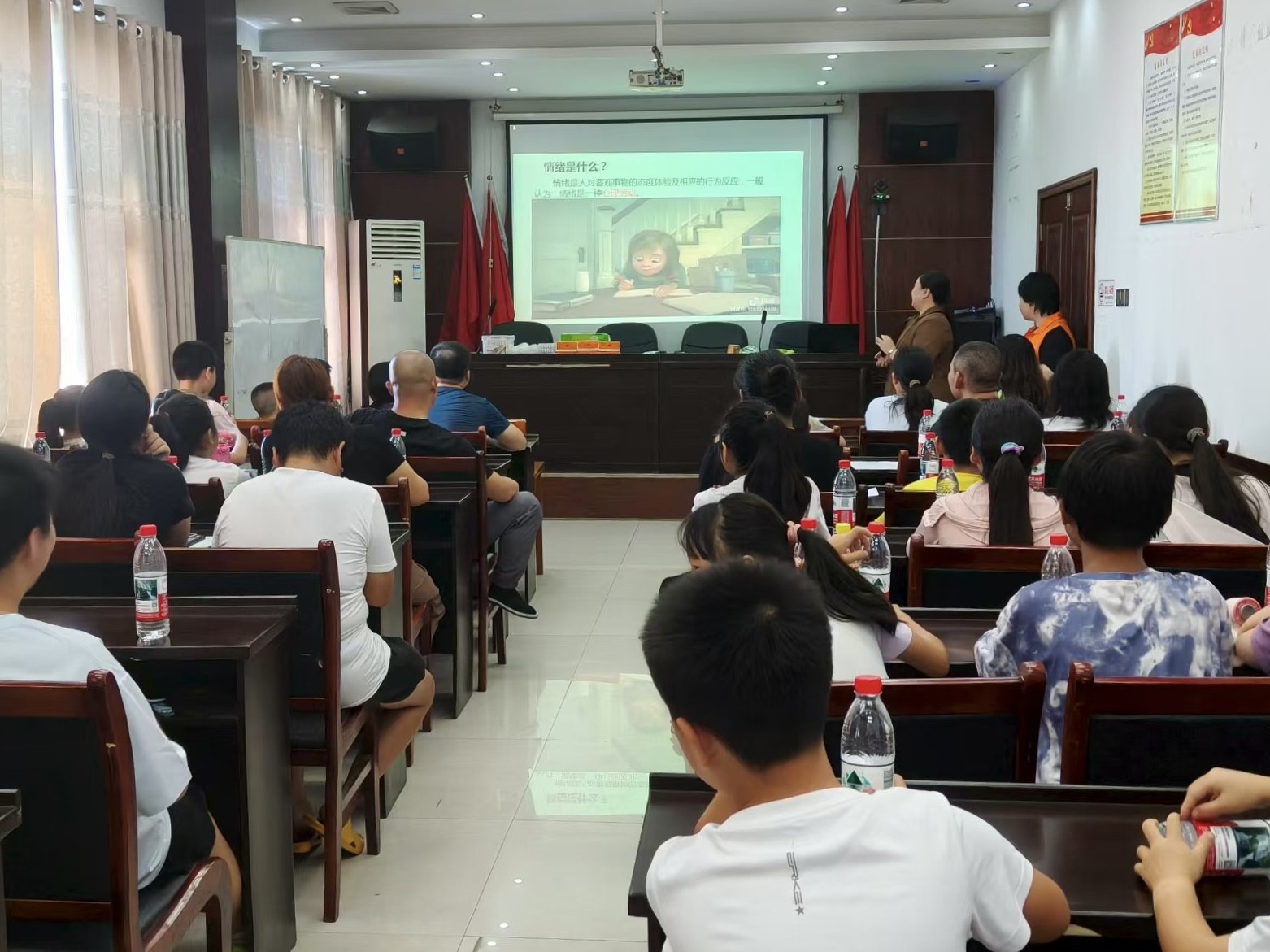 象形社區(qū)開展親子情緒管理與溝通主題活動(dòng)  助力和諧家庭建設(shè)