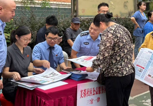 芙蓉社区：脚步为亲暖民心 织密民生幸福网