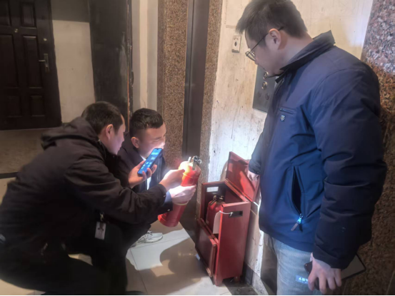 筑牢居民安全防線  板塘街道開展消防安全專項檢查