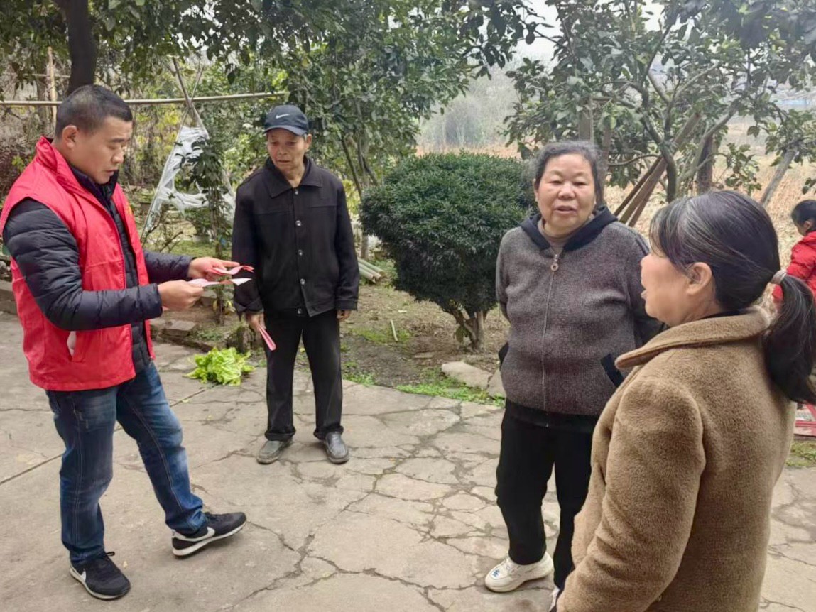 國強(qiáng)社區(qū)開展“冬季防火防電 守護(hù)社區(qū)平安”宣傳活動(dòng)