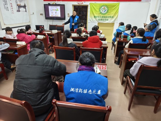 汇聚护河合力 半边街社区举办“‘河’我一起，守护湘江”主题活动