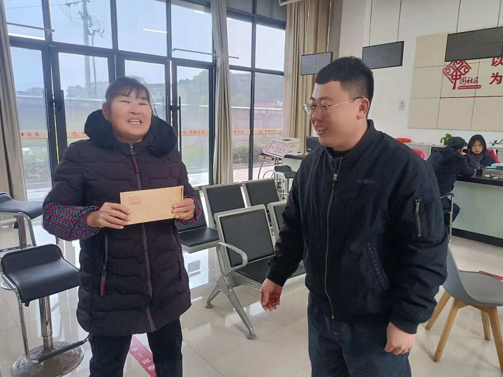 昭山鎮(zhèn)計(jì)生協(xié)開(kāi)展春節(jié)走訪慰問(wèn)活動(dòng)