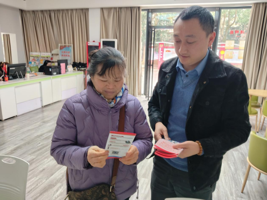 長(zhǎng)塘社區(qū)開(kāi)展“全民反詐”宣傳活動(dòng) 筑牢居民安全防線