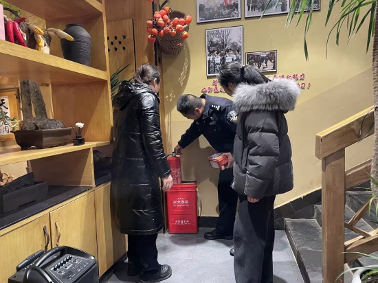 金耐社区开展节后复工复产安全专项检查行动