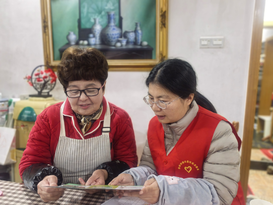 寶塔街道多個(gè)社區(qū)聯(lián)動(dòng)開展預(yù)防野生蘑菇中毒宣傳活動(dòng)