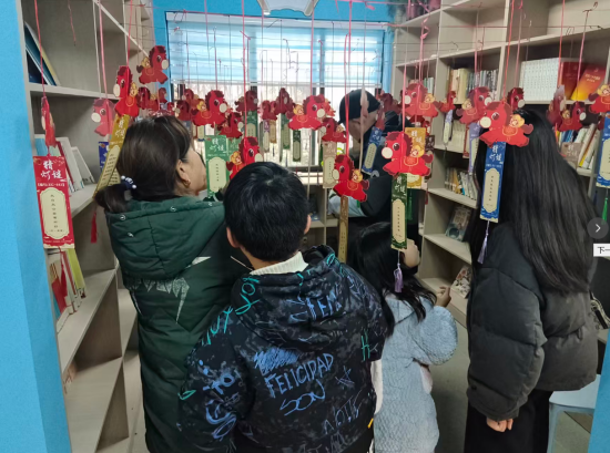 深化“一核兩管三治”實踐 云盤社區(qū)元宵主題活動繪就共治新圖景