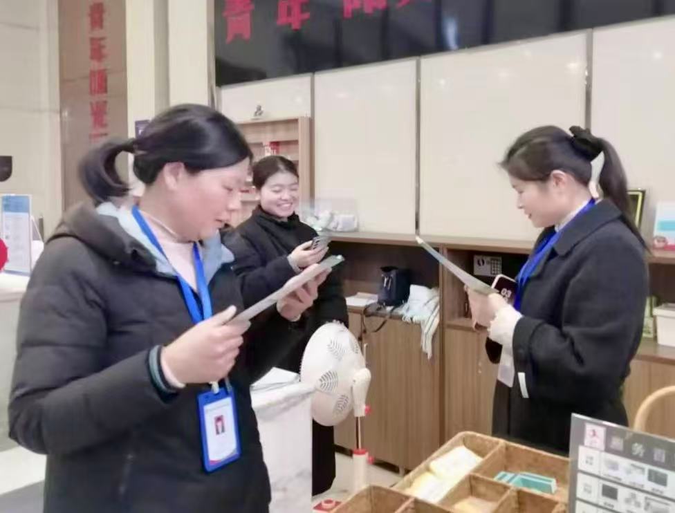 新塘里社區(qū)開展“3?15”誠信宣傳活動 共建守信放心消費環(huán)境