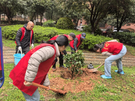 云盤社區(qū)開展學(xué)雷鋒系列志愿服務(wù)活動