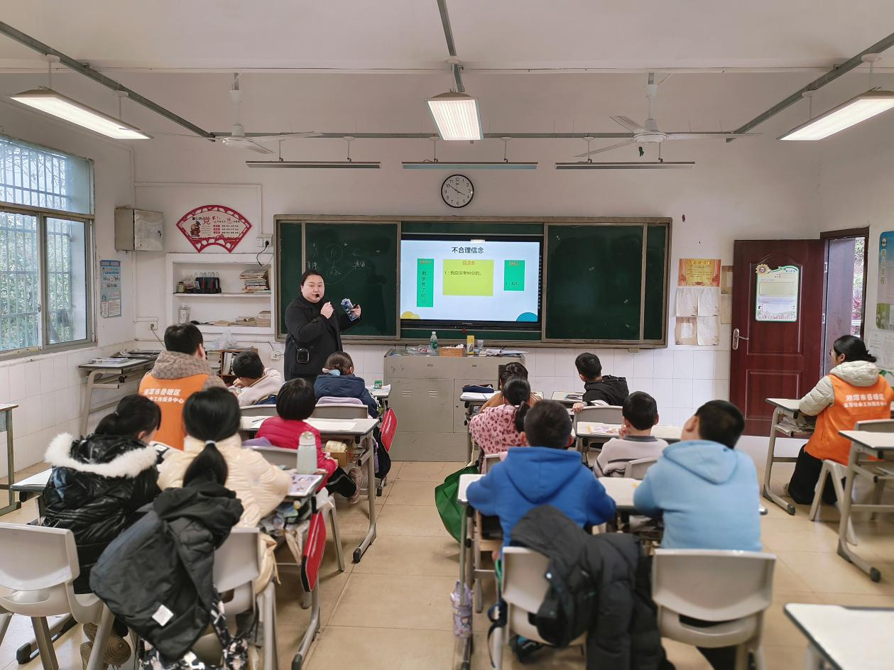 岳塘區(qū)民政局：困境兒童抗逆小組11名“小勇士”的成長(zhǎng)“闖關(guān)記”