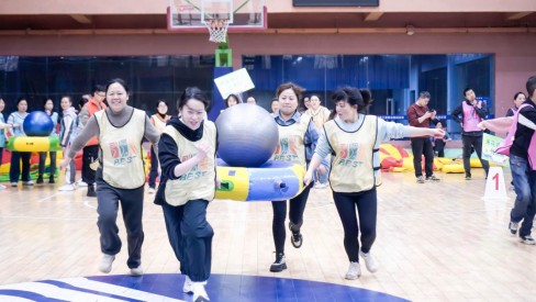 凝心聚力 下摄司街道职工趣味运动会举行